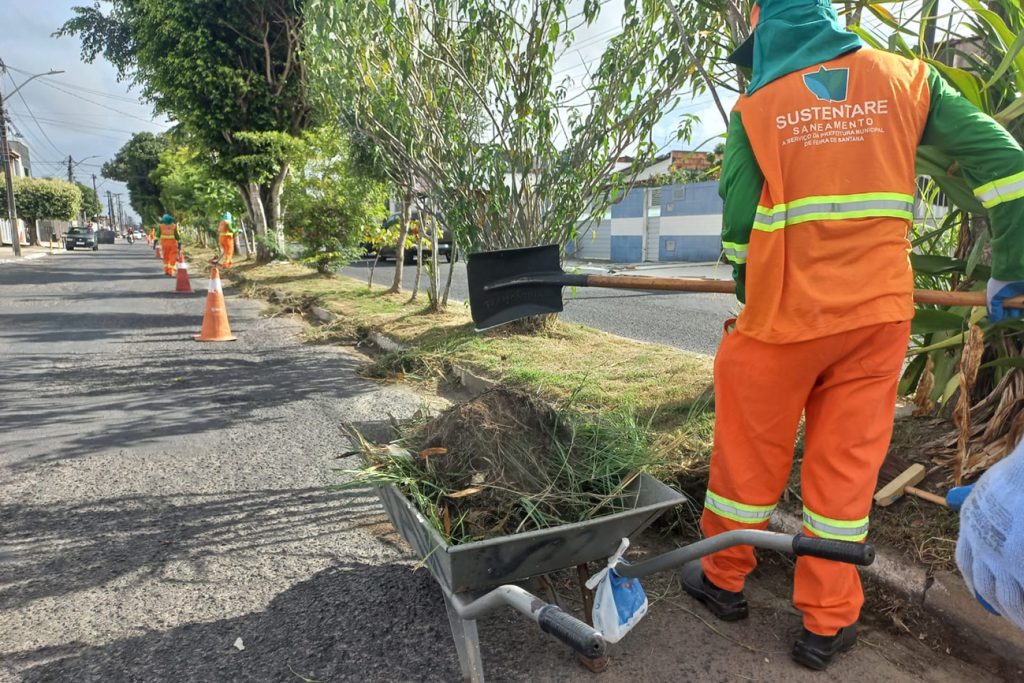 Implantação de coleta de lixo e intervenções de infraestrutura no distrito João Durval