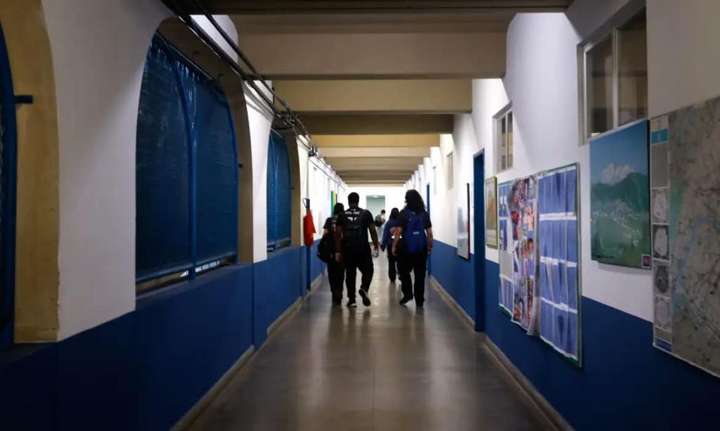Bullying: pais e responsáveis devem redobrar cuidados e prevenção com crianças e adolescentes